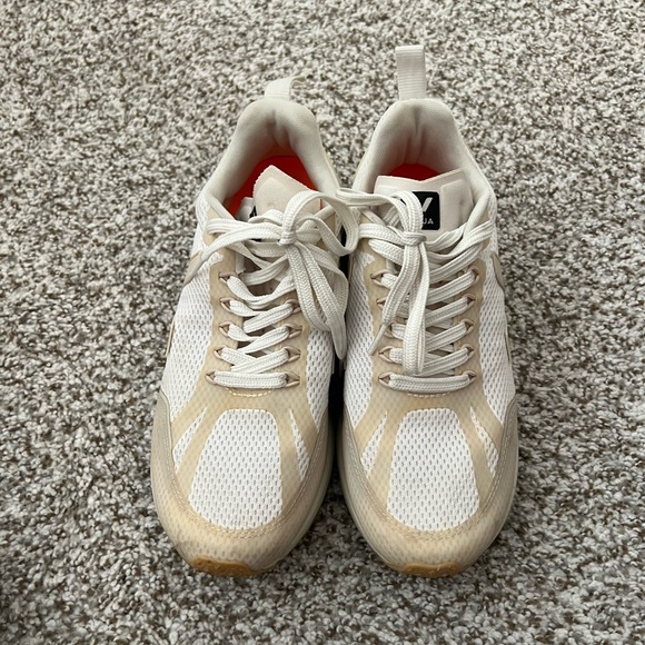 Veja Women's White and Tan Sneakers - Picture 2 of 3